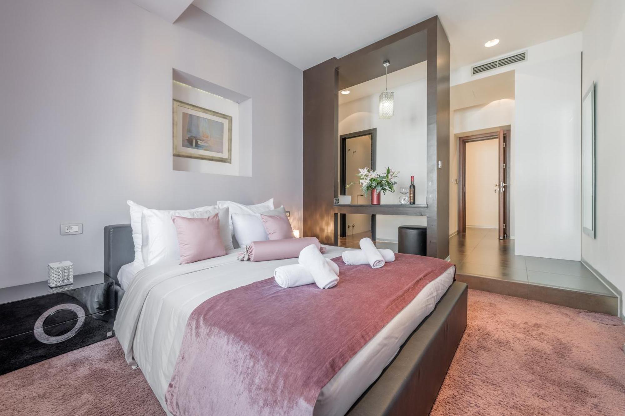 Starlight Luxury Rooms Сплит Екстериор снимка