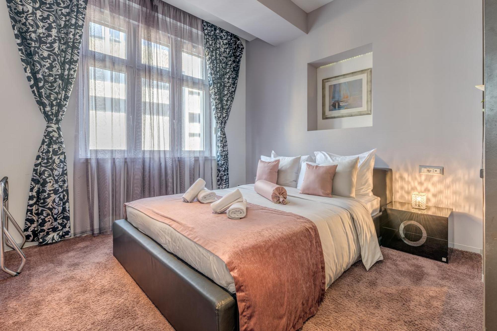 Starlight Luxury Rooms Сплит Екстериор снимка