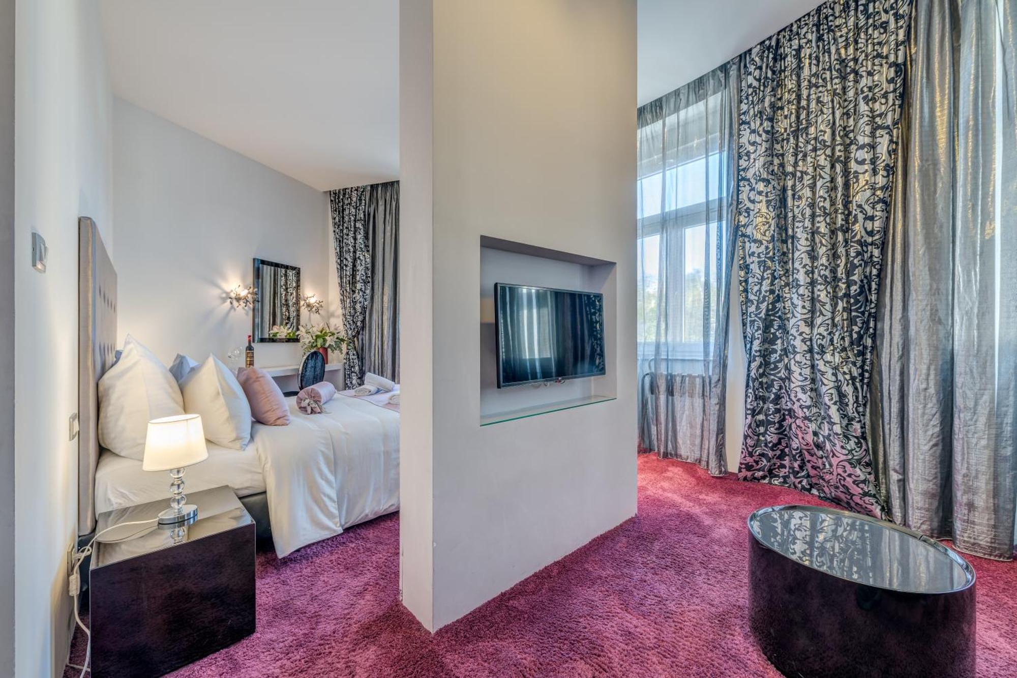 Starlight Luxury Rooms Сплит Екстериор снимка