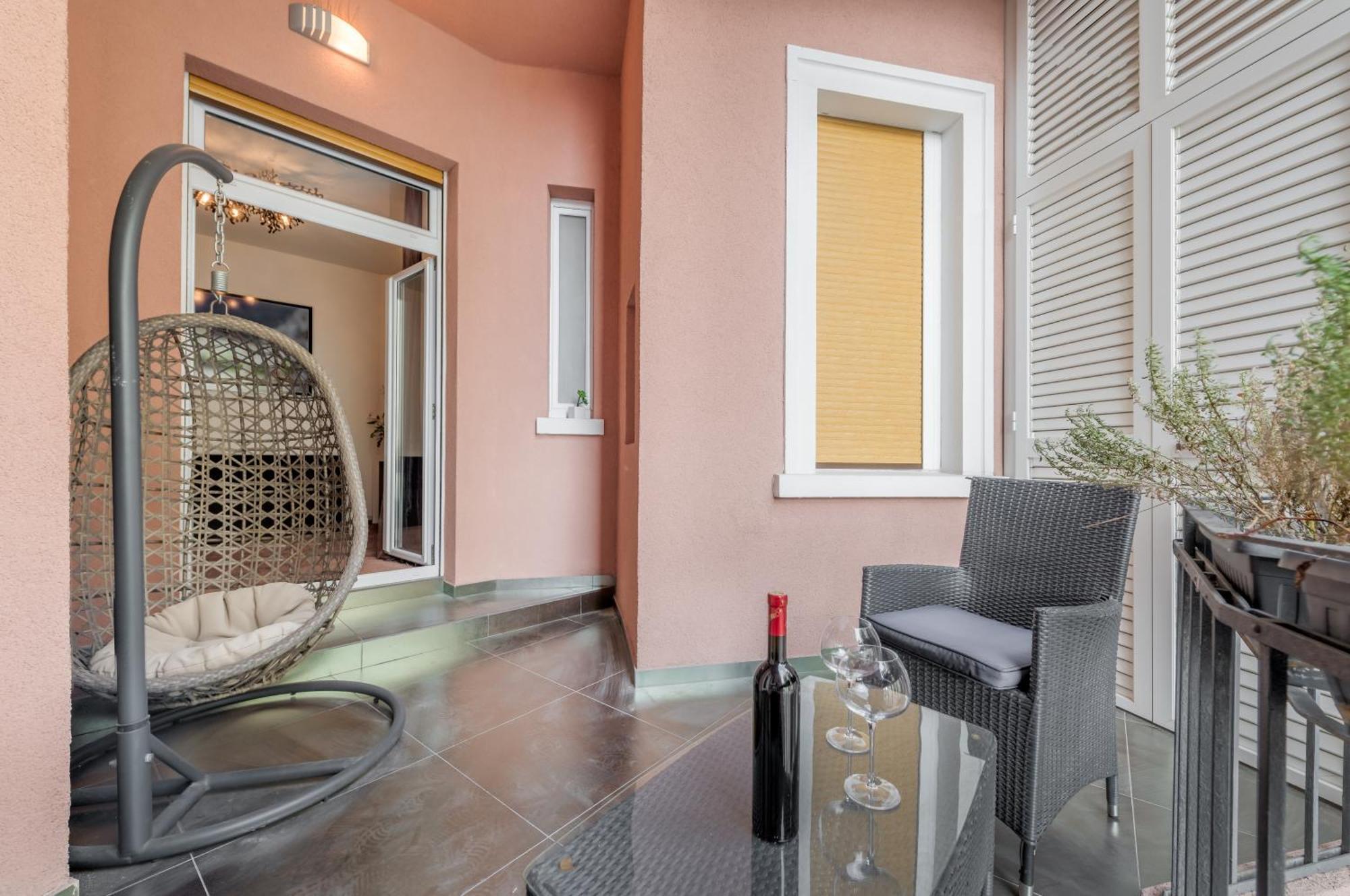 Starlight Luxury Rooms Сплит Екстериор снимка